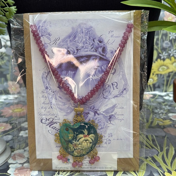 ⭐️Adorned Crown Jewelry assemblage strawberry quartz painted puppy necklace - Picture 8 of 10